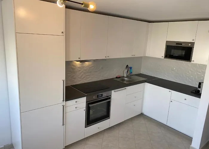 Apartment Lali Trogir - Updated 2Br Near Old Town