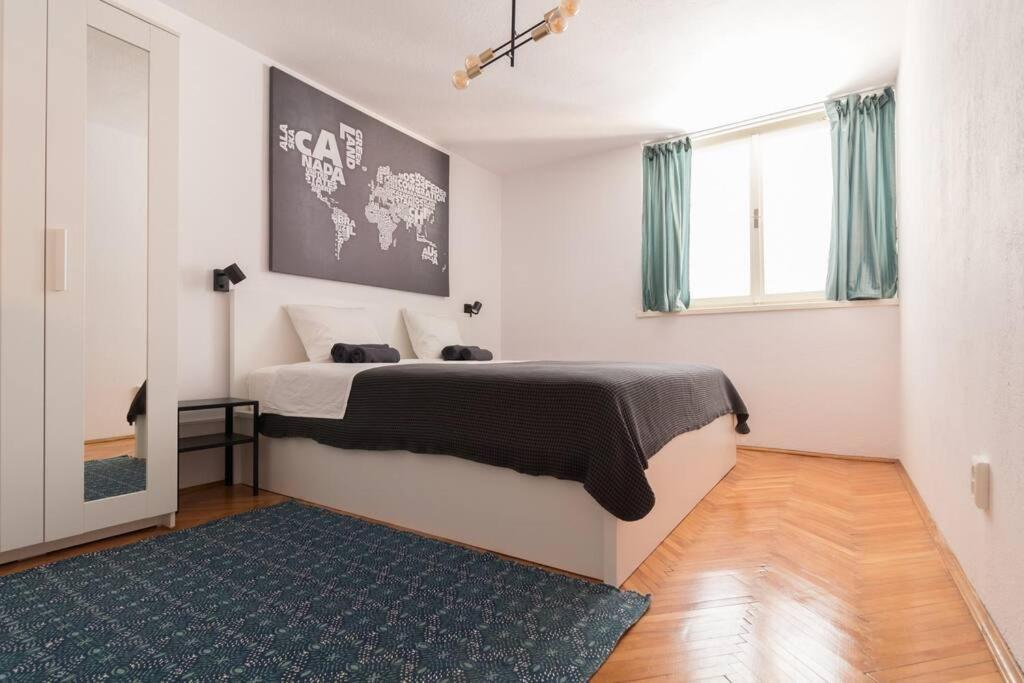 Appartement Lali - Updated 2br Near Old Town